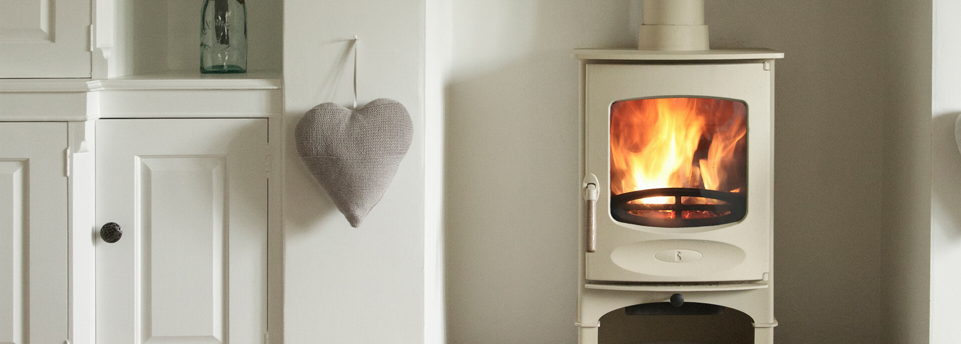 Comment allumer un feu dans son poêle à bois Charnwood